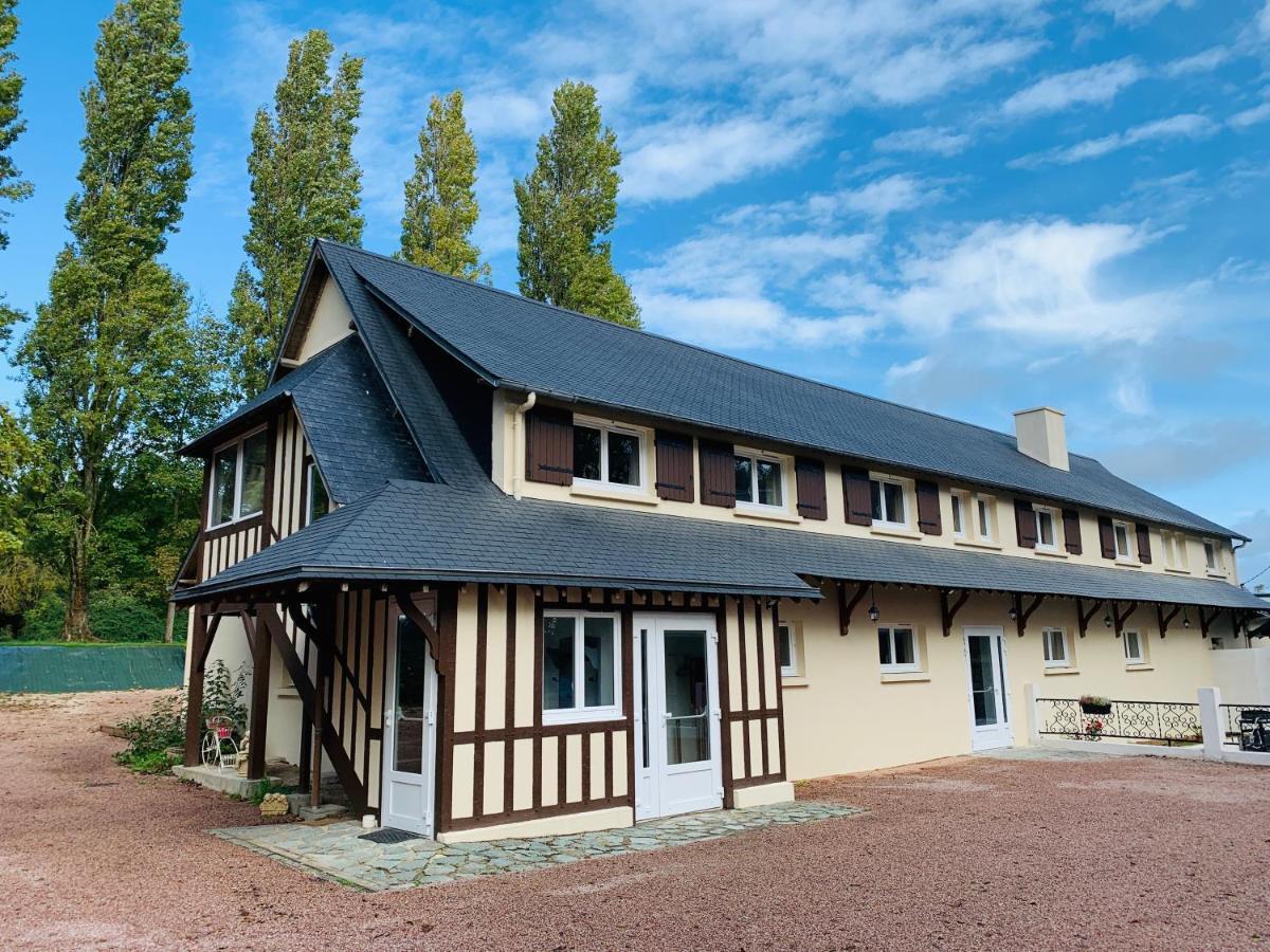Gite Du Parc Du Moulin Du Pre Bavent Exteriör bild